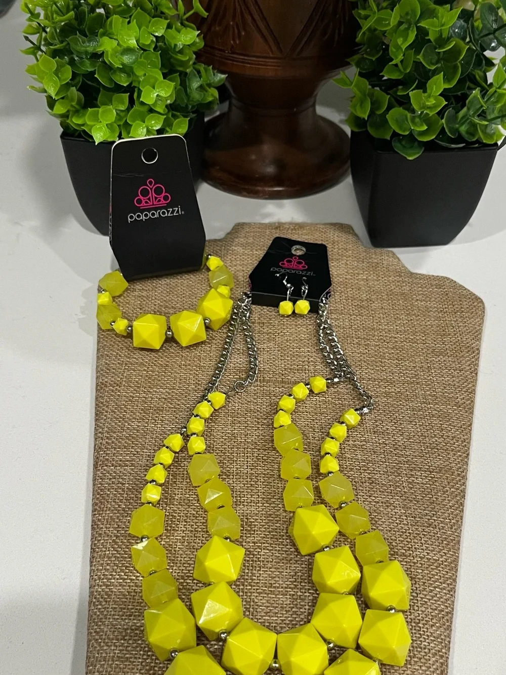 paparazzi Bright Yellow Geometric Bead Necklace Set